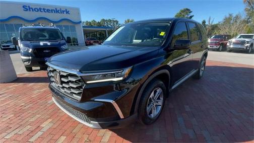 2023 Honda Pilot EX-L 8-Passenger
