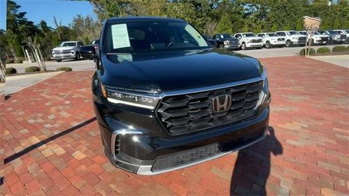 2023 Honda Pilot EX-L 8-Passenger