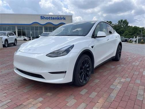 2022 Tesla Model Y Long Range