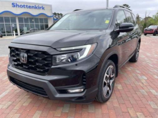 2023 Honda Passport Elite