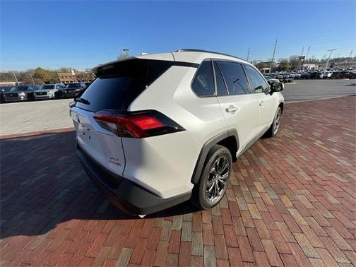 2023 Toyota RAV4 Hybrid XLE Premium