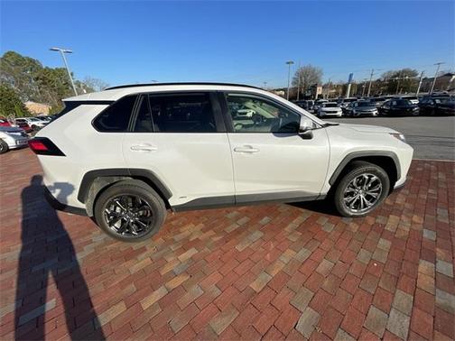 2023 Toyota RAV4 Hybrid XLE Premium