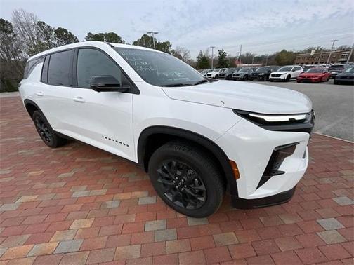 2024 Chevrolet Traverse LS