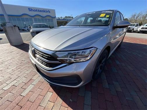 2022 Volkswagen Jetta 1.5T SE