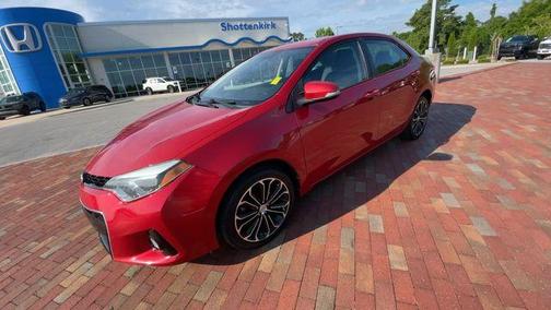 Barcelona Red Metallic 2016 Toyota Corolla S Plus