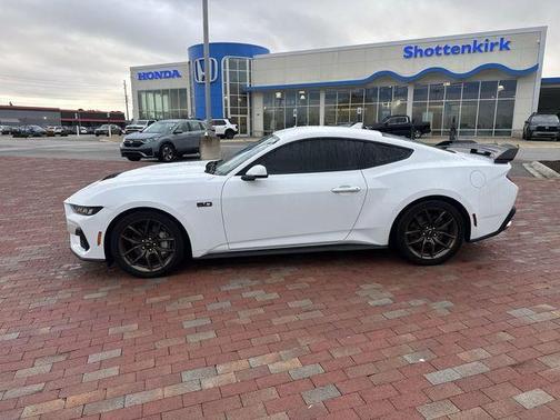 Oxford White 2024 Ford Mustang GT Premium