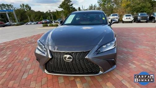 2023 Lexus ES 300h Base