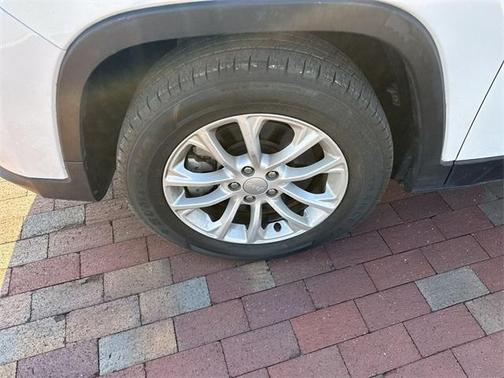 2021 Jeep Cherokee Latitude Plus