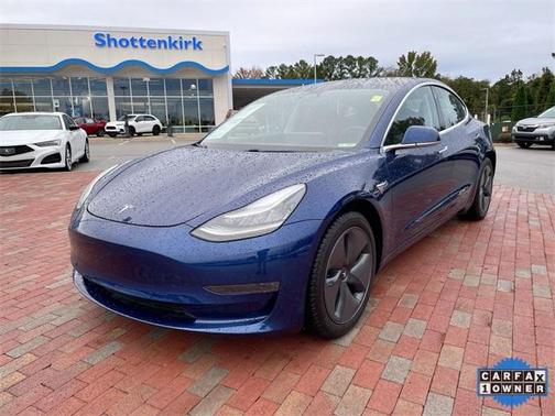 2019 Tesla Model 3 Mid Range