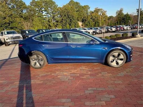 2019 Tesla Model 3 Mid Range