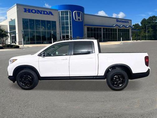 Platinum White Pearl 2026 Honda Ridgeline TrailSport+