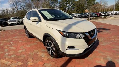 2022 Nissan Rogue Sport SL