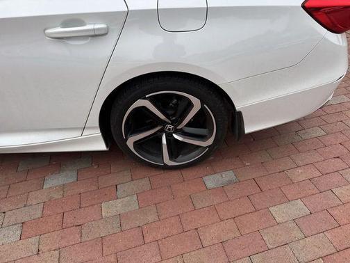 2018 Honda Accord Sport 2.0T