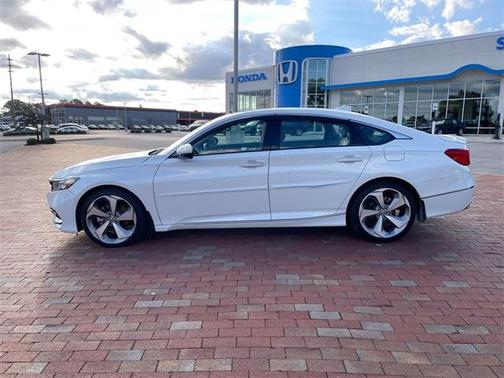 2018 Honda Accord Touring 2.0T