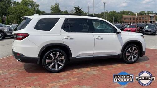 2023 Honda Pilot Touring