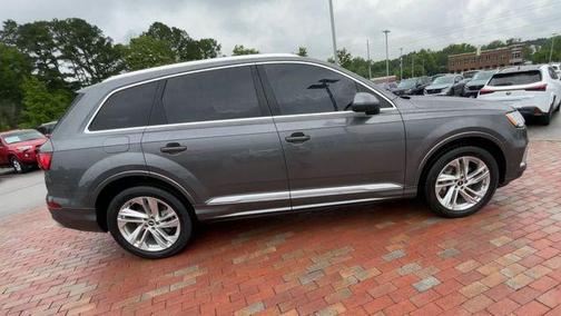 Samurai Gray Metallic 2022 Audi Q7 45 Premium