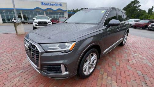 Samurai Gray Metallic 2022 Audi Q7 45 Premium