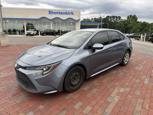 CELESTITE 2020 Toyota Corolla LE