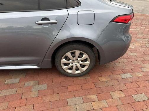 CELESTITE 2020 Toyota Corolla LE