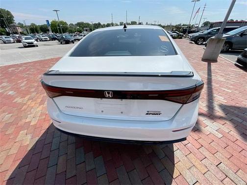 2023 Honda Accord Hybrid Sport-L