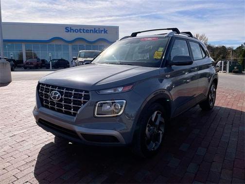 2023 Hyundai VENUE SEL