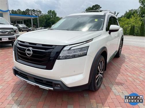 2023 Nissan Pathfinder Platinum