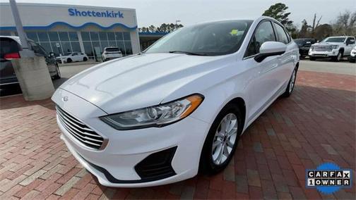 2020 Ford Fusion SE
