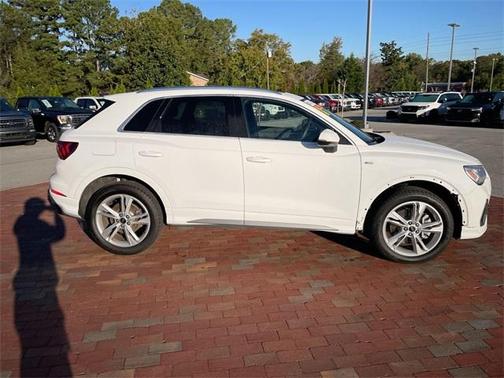 2024 Audi Q3 45 S line Premium