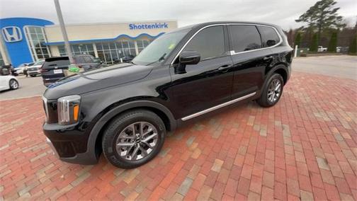 2023 Kia Telluride LX