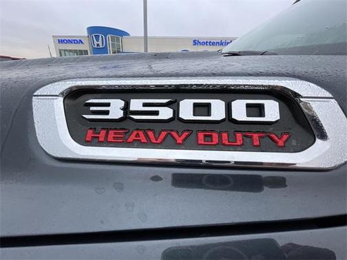 2019 RAM 3500 Laramie