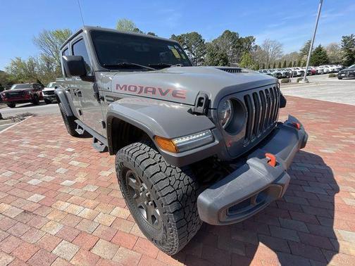 Sting Gray Clearcoat 2021 Jeep Gladiator Mojave