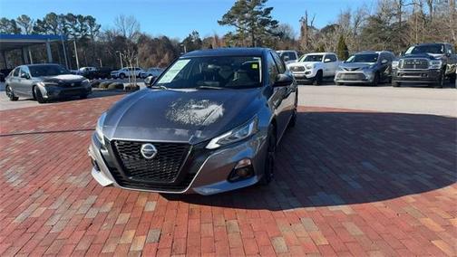 2022 Nissan Altima 2.5 SR