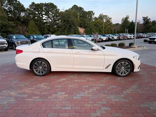 2020 BMW 530 i