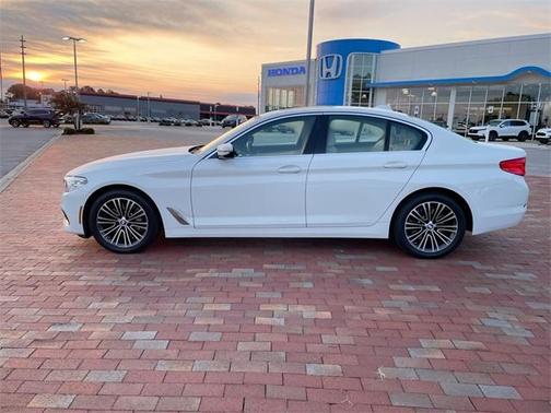 2020 BMW 530 i