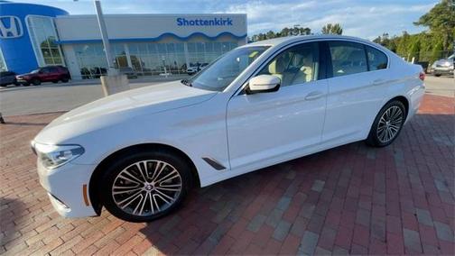 2020 BMW 530 i