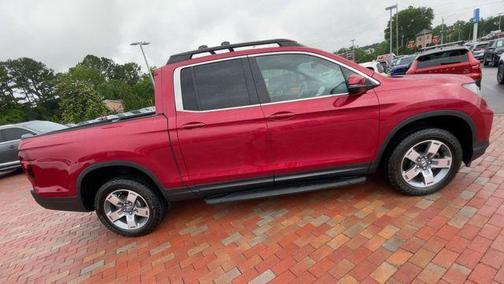 Radiant Red Metallic II 2025 Honda Ridgeline RTL