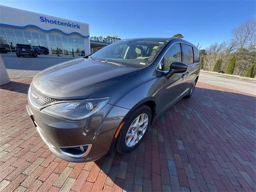 2018 Chrysler Pacifica Touring Plus