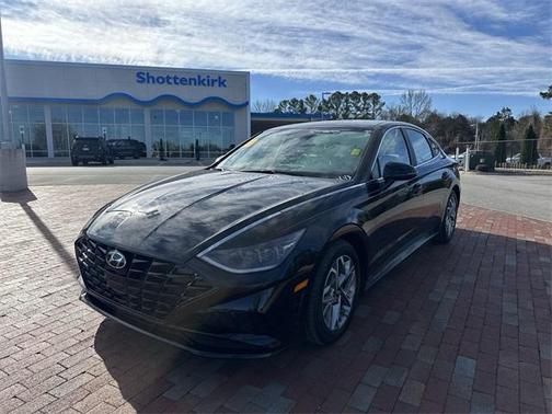 2023 Hyundai SONATA SEL