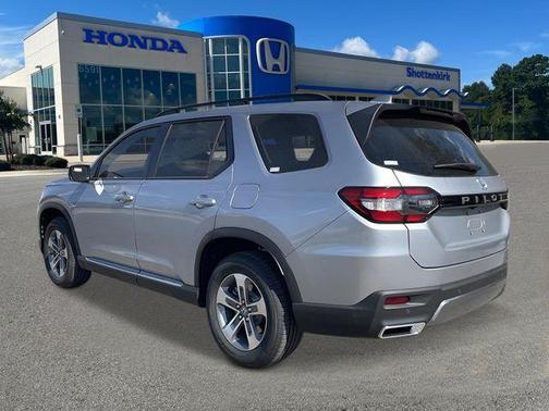 Solar Silver Metallic 2026 Honda Pilot EX-L