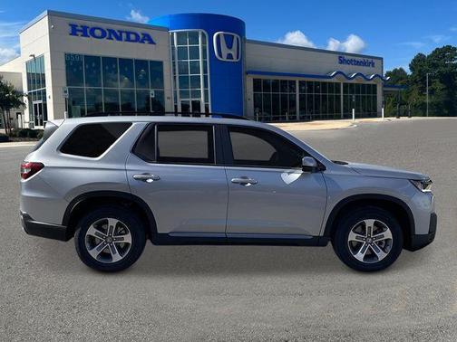 Solar Silver Metallic 2026 Honda Pilot EX-L