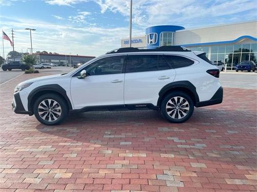 2024 Subaru Outback Touring XT