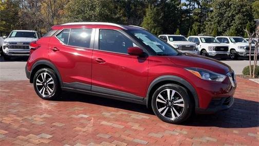 2020 Nissan Kicks SV