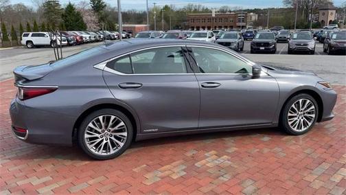 2020 Lexus ES 300h Base