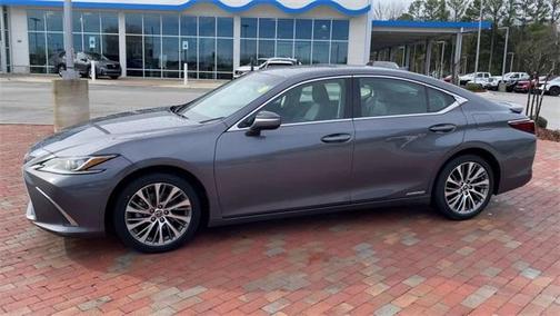 2020 Lexus ES 300h Base
