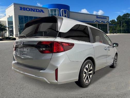 Solar Silver Metallic 2026 Honda Odyssey EX-L