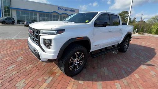 2024 GMC Canyon AT4