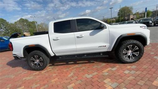 2024 GMC Canyon AT4