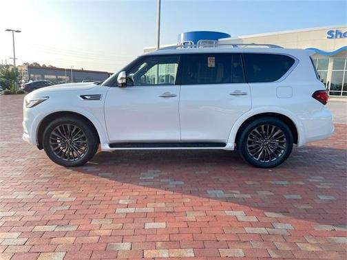 2024 INFINITI QX80 SENSORY
