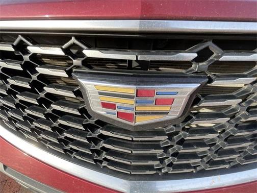 2019 Cadillac XT4 Luxury