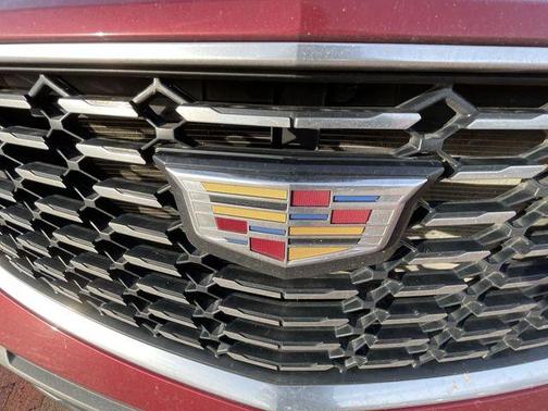 2019 Cadillac XT4 Luxury